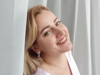 AlexaDeneuve