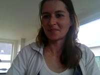 Hello, I am a young woman who loves fun and exciting chats. I like men with respect and like to take it easy.