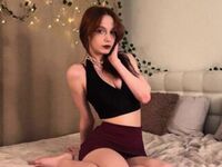 fingering camwhore CarolinaNeedam