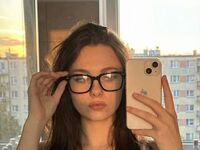 shaved pussy webcam JaquelynKonkel