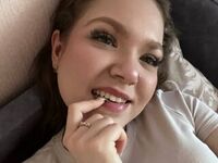 masturbating cam girl SophieVale