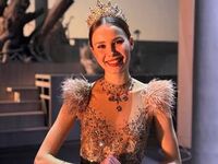 girl naked NylaPitarresi