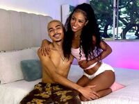 video chat room AlissaAndAxel