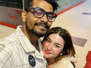 closeup cam BeylaAndJack