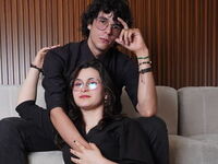 naked webcamcouple CrystalandMax