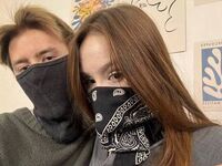 free live chatroom EmilyAndDan