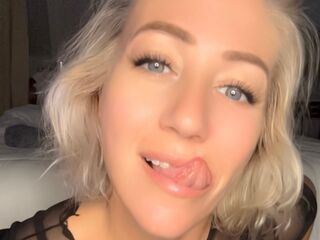 femdom cam girl AlessaBee