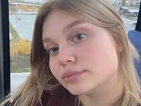 strip show AdeleBaile