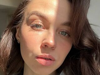 webcam show AdrianFalcione