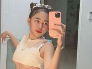 cam slut picture AikoPerez