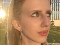 beautiful webcamgirl AishaSpringstead