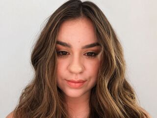 live sex webcam AlexandraThornt