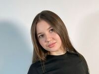 cam girl playing with dildo AlissaSpilman