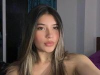 cam girl playing with vibrator AmberBedoya