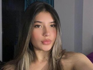 chat show AmberCorzo