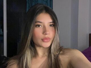 beautiful webcam girl AmberEcheverria
