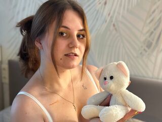 fingering webcamgirl AmelieDoyle