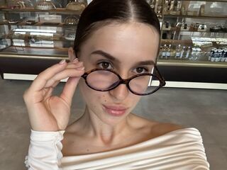 live teaser cam AriaMonro