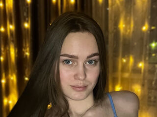 chat room webcam photo BernardineCaiafa