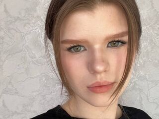 camslut showing pussy BeulaPetrillose