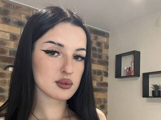 topless camgirl BlakVanil