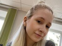 naked girl with webcam masturbating with vibrator BrittleDorget