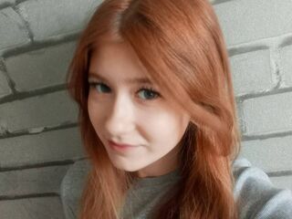 topless webcamgirl CandaceSempek