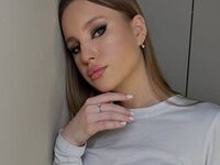 chat with cam CandiCansew