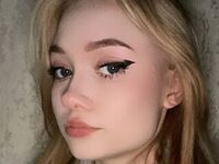 webcam babe chat room CecilyBurnard