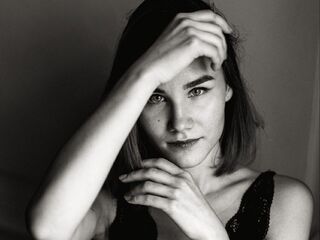 free live webcam sex ClareFlorence