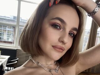 free adult cam CloeTwilight