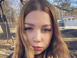 naughty camgirl masturbating ColletteSitzes