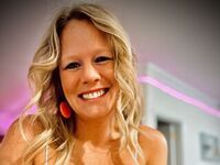 hot cam girl masturbating with vibrator ColoradoWildWife