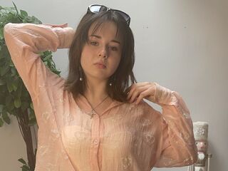girl shaving pussy CweneClose