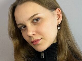 babecam DavinaMcglinchey