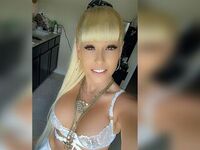 camwhore naked DellaBlazed