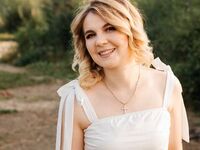 webcam stripper DemetriceAkpan