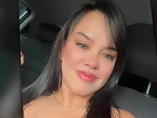 camwhore shaved pussy DennaJenssenn