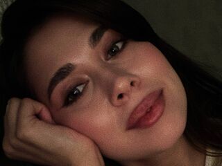 hot cam girl spreading pussy DetraAffleck