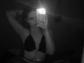 web cam live DoloresHuesing