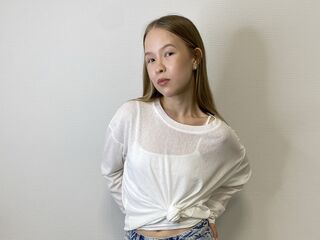 nude webcamgirl pic DortheyVath