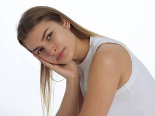 webcamgirl chatroom ElizSautner