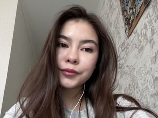 camwhore shaved pussy ElleStarling