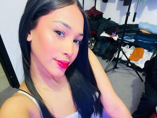 fingering webcamgirl ElythraQueen