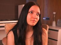 webcam strip tease show EmilieShaper