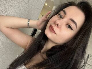 naked camgirl masturbating with vibrator ErinRose