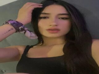 cam EvelynFontain