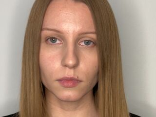 naughty chatroom FawnTobin