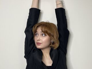 cam girl chatroom FloraHamp