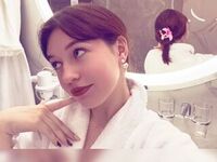 masturbating webcam girl GudrunManzone